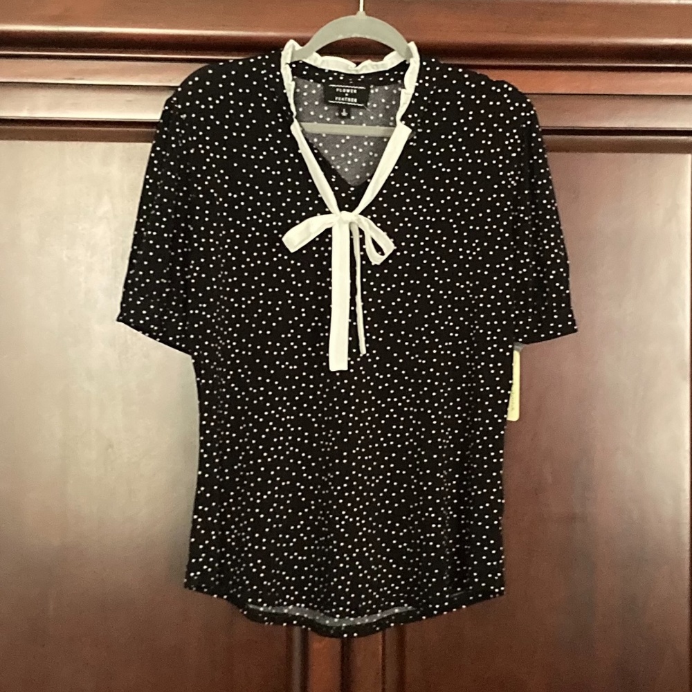 Flower & Feather Polka Dot Top - Size L - NWT